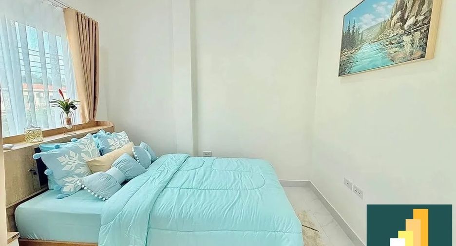 For sale 2 bedrooms townhouse in East Pattaya, Pattaya