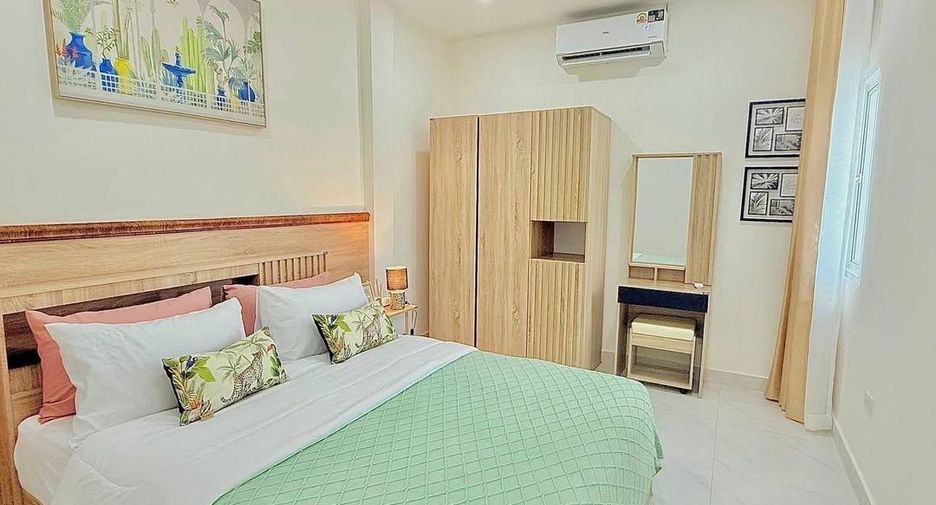 For sale 2 bedrooms townhouse in East Pattaya, Pattaya