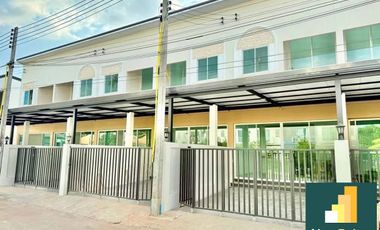 出售 2 卧室 联排别墅 在 Bang Lamung, Chon Buri