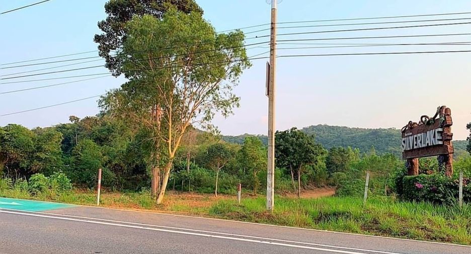 À vendre terrain à Bang Lamung, Chonburi