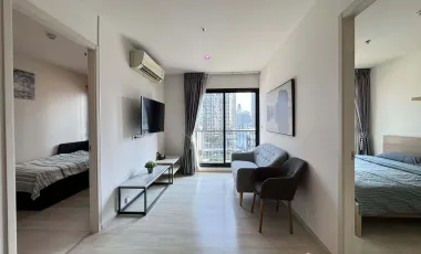 À louer 2 chambres condo à Watthana, Bangkok