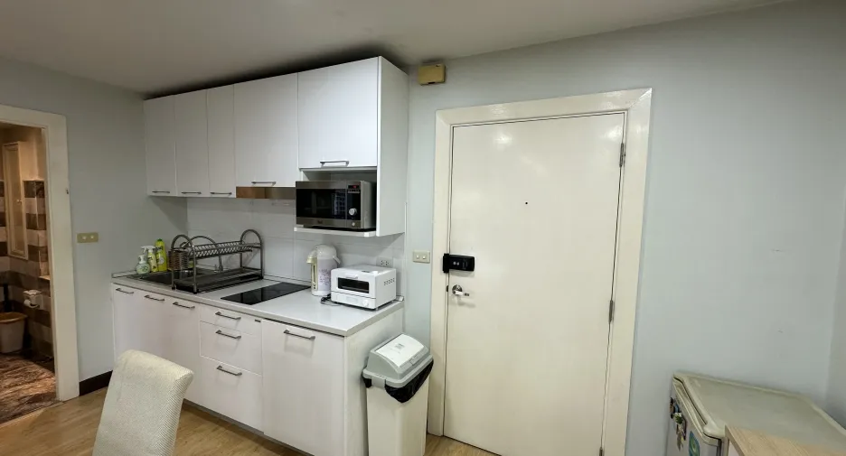 Condo en alquiler de 1 habitaciones en Sathon, Bangkok