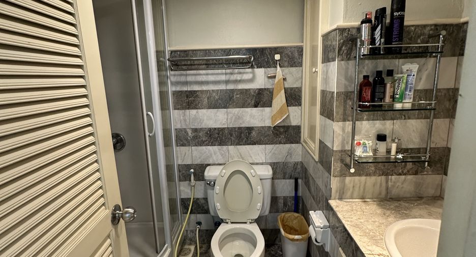 Condo en alquiler de 1 habitaciones en Sathon, Bangkok