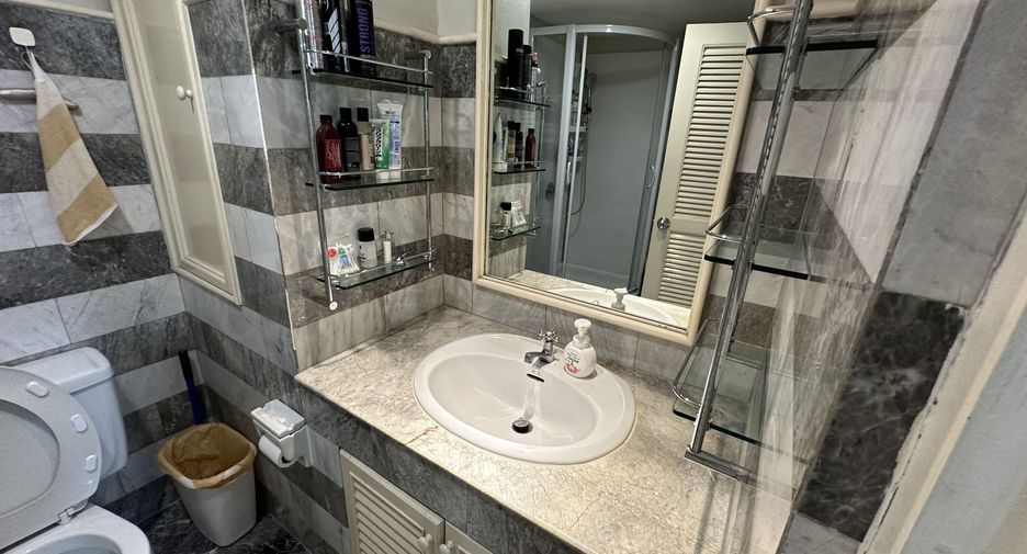 Condo en alquiler de 1 habitaciones en Sathon, Bangkok