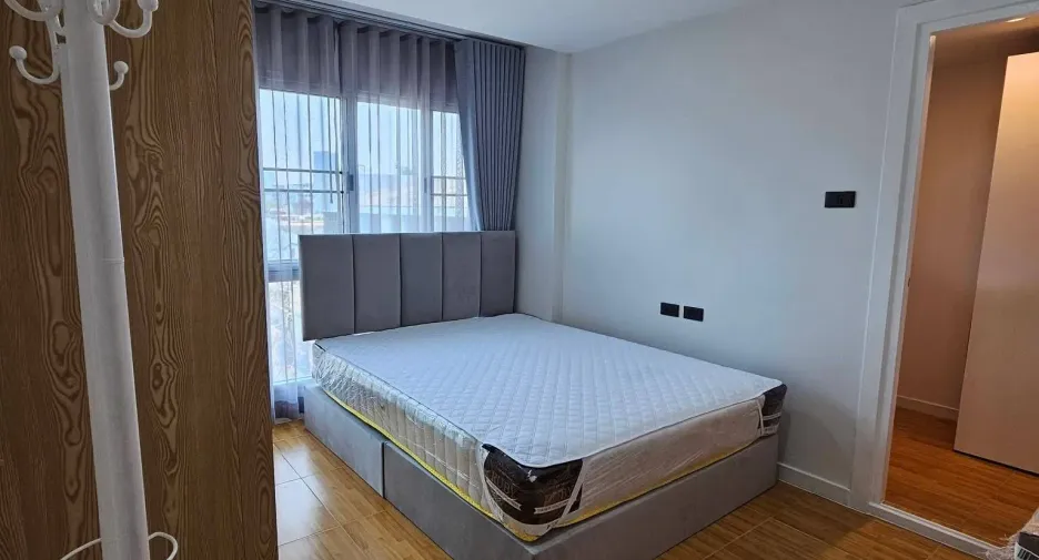 À louer 2 chambres condo à Phra Khanong, Bangkok