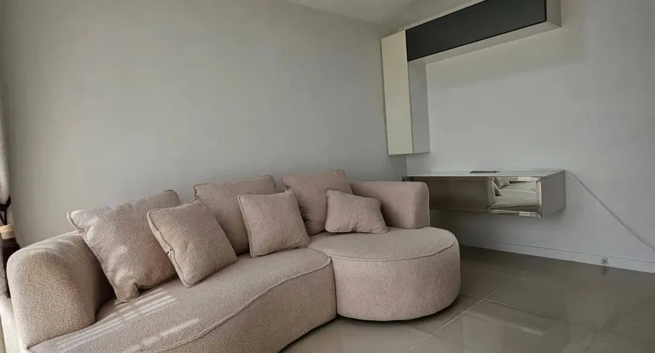 À louer 2 chambres condo à Phra Khanong, Bangkok