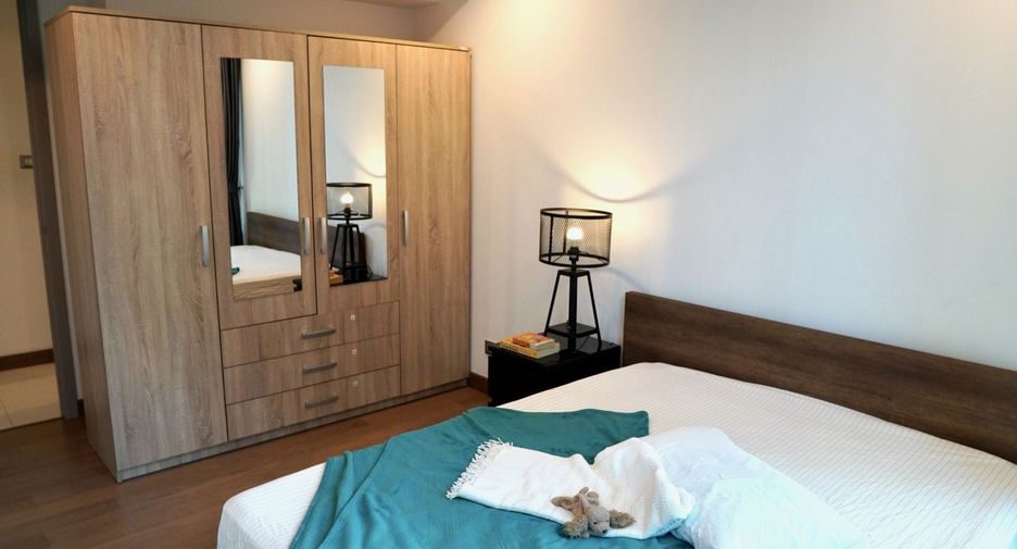 For sale and for rent 1 bed condo in Watthana, Bangkok