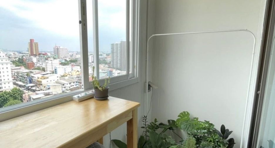 For sale studio condo in Huai Khwang, Bangkok
