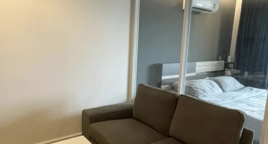 For sale studio condo in Huai Khwang, Bangkok