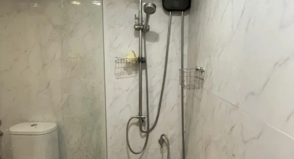 For sale studio condo in Huai Khwang, Bangkok