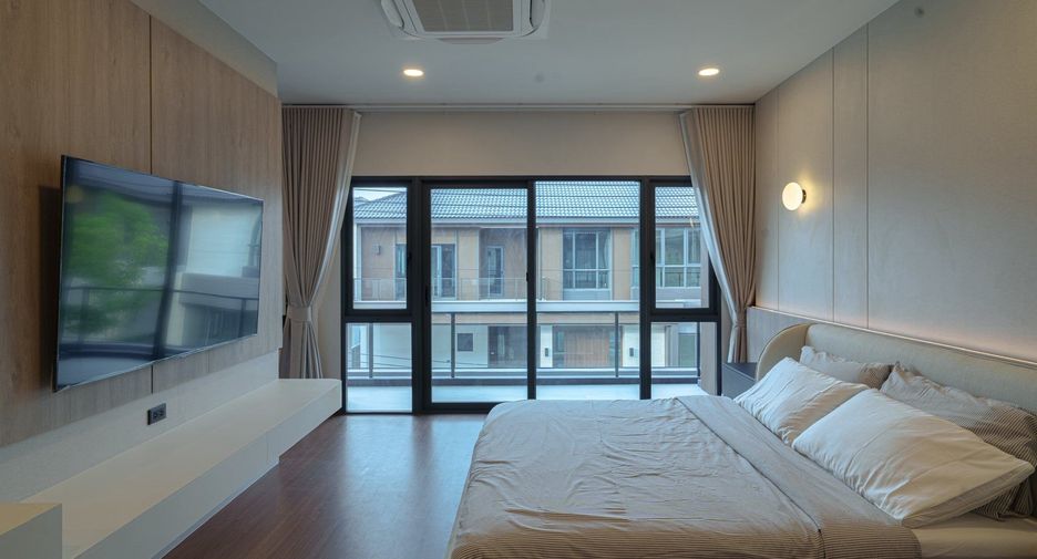 For rent 4 bedrooms house in Bang Phli, Samut Prakan
