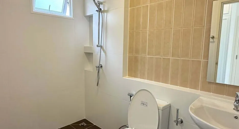 For rent 3 bedrooms house in Mueang Chiang Mai, Chiang Mai