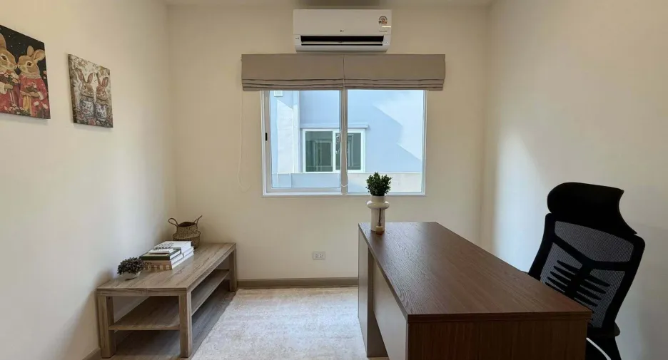 For rent 3 bedrooms house in Mueang Chiang Mai, Chiang Mai