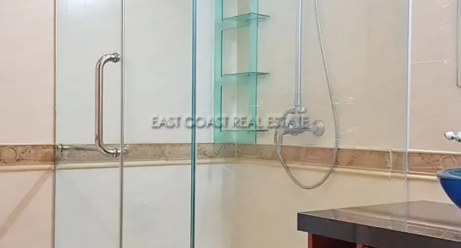 For rent and for sale 2 bedrooms condo in Bang Lamung, Chonburi