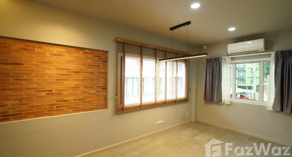 For sale 3 bedrooms house in Mueang Chiang Mai, Chiang Mai