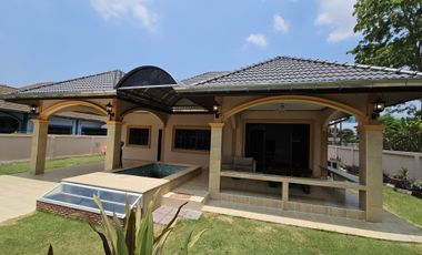For rent 3 bedrooms villa in Bang Lamung, Chonburi