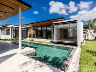 For sale 4 bedrooms villa in Thalang, Phuket