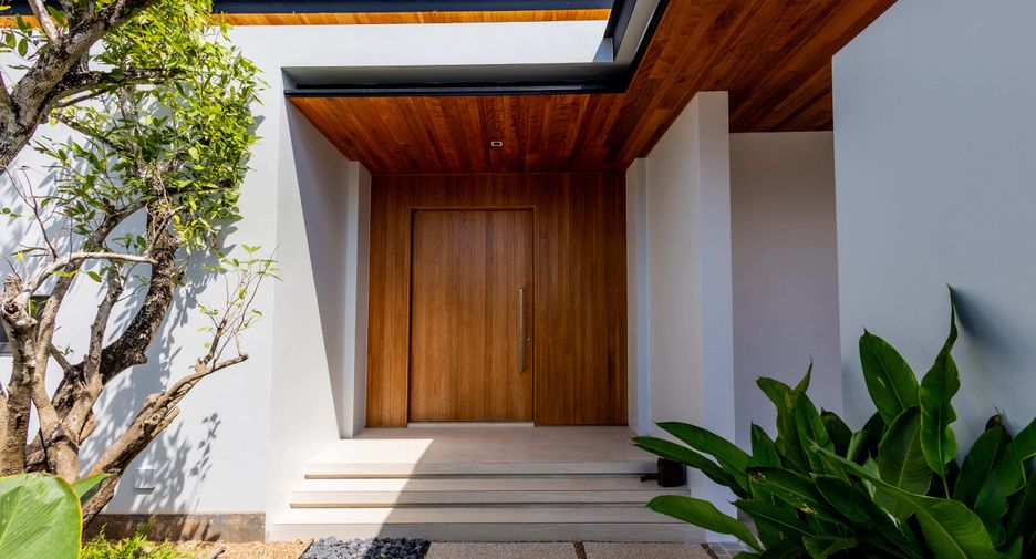 For sale 4 bedrooms villa in Thalang, Phuket