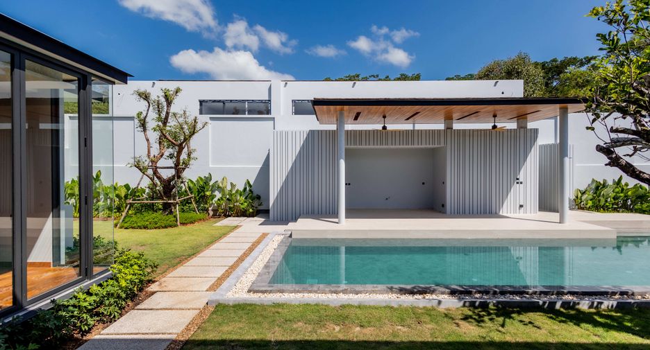 For sale 4 bedrooms villa in Thalang, Phuket