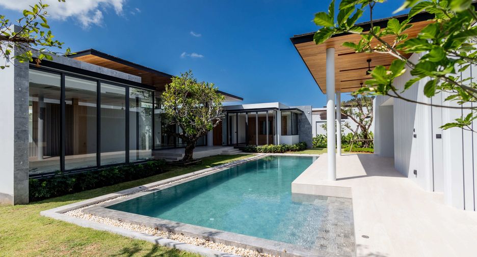For sale 4 bedrooms villa in Thalang, Phuket