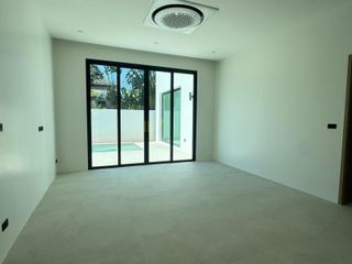 For sale 3 bedrooms villa in Thalang, Phuket