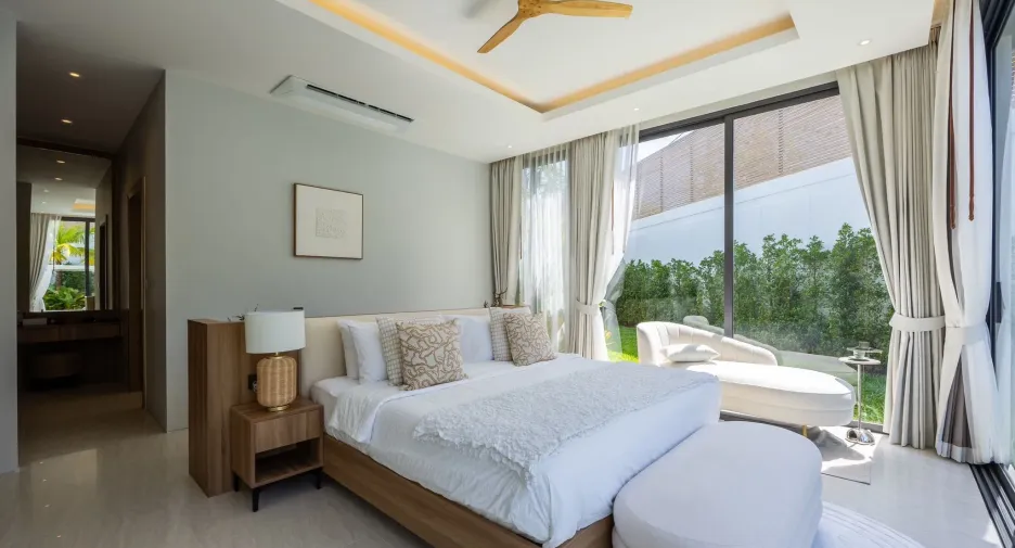 For rent 4 bedrooms villa in Mueang Phuket, Phuket