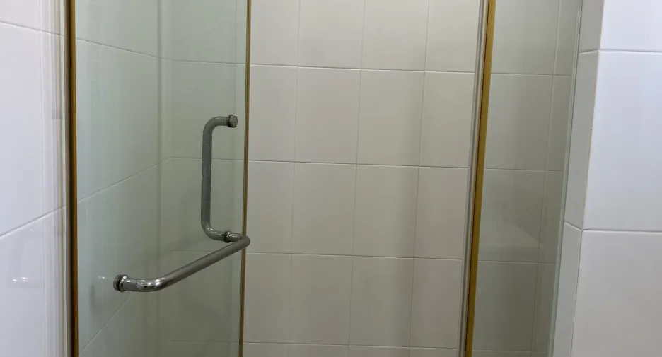 For rent 3 bedrooms townhouse in Prawet, Bangkok