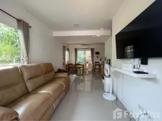 Reihenhaus zur Miete mit 3 Zimmer in Mueang Chiang Mai, Chiang Mai