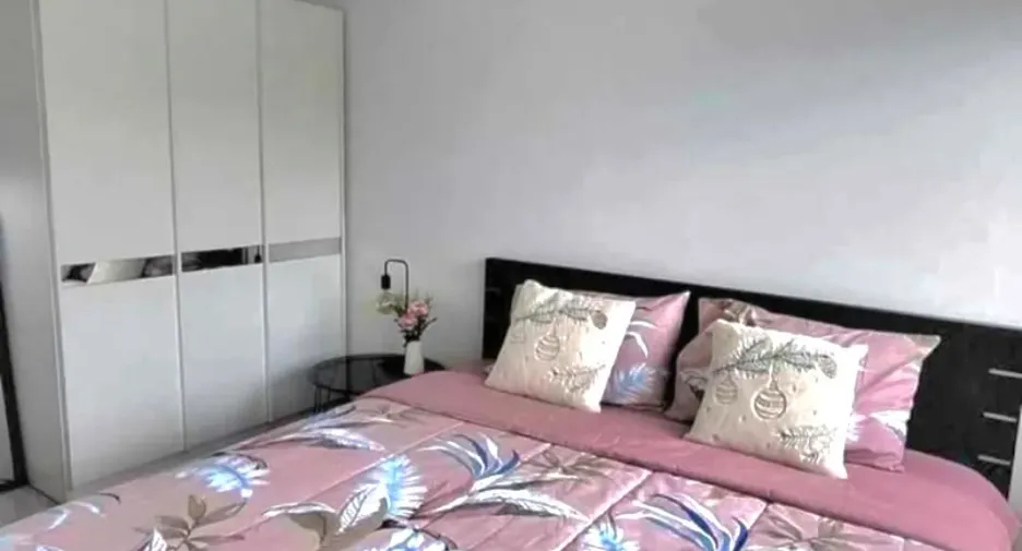 For rent 3 bedrooms townhouse in Thalang, Phuket