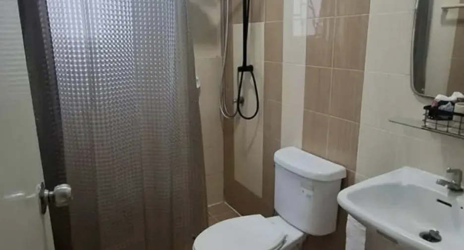 For rent 3 bedrooms townhouse in Thalang, Phuket