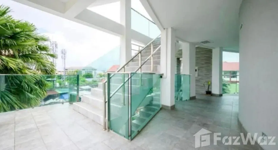 À vendre 63 chambres hôtel à Bang Lamung, Chonburi
