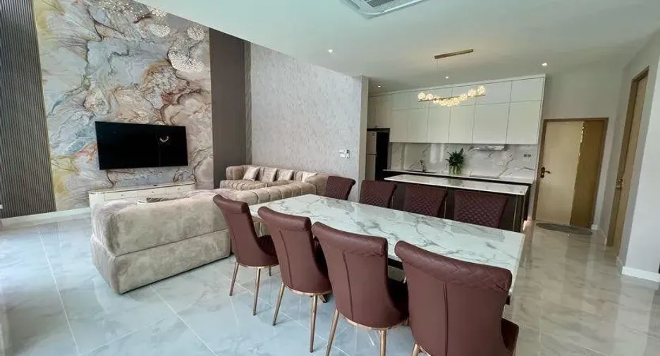 For sale and for rent 7 bedrooms villa in Mueang Chiang Mai, Chiang Mai