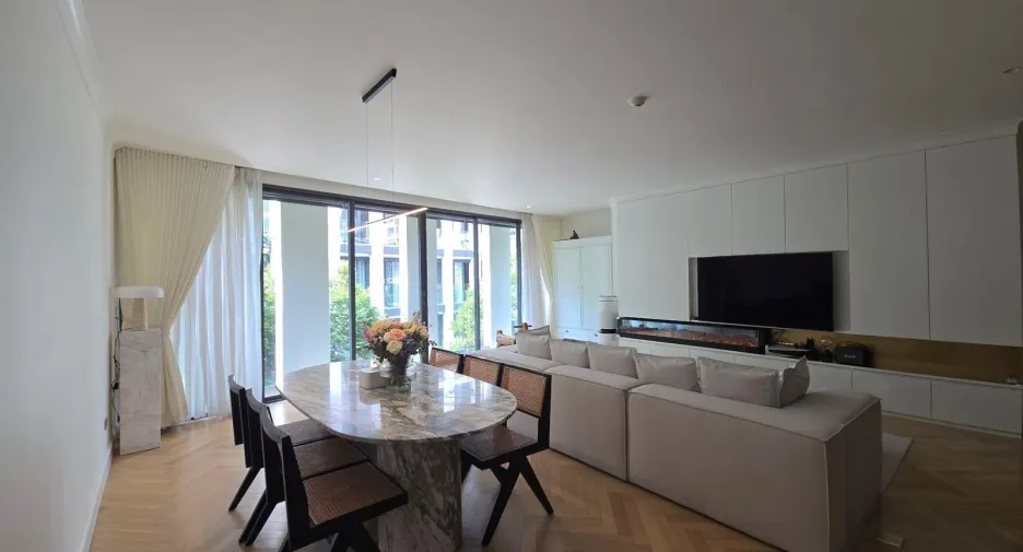 For sale 2 bedrooms condo in Watthana, Bangkok