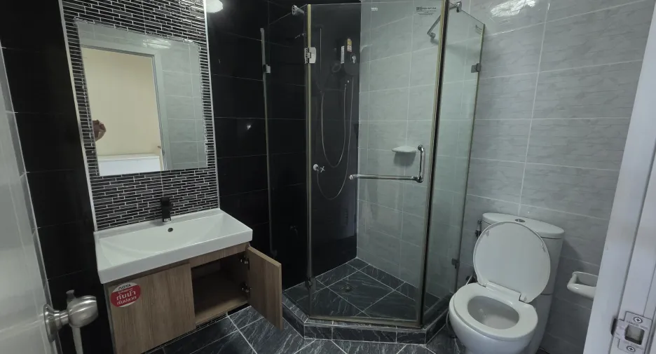 Reihenhaus zur Miete mit 3 Zimmer in Suan Luang, Bangkok