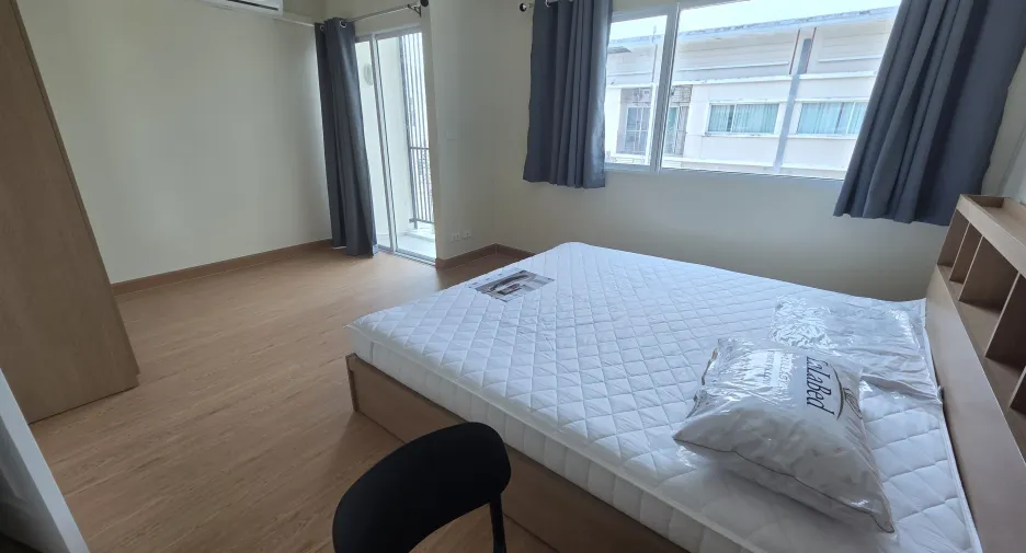 Reihenhaus zur Miete mit 3 Zimmer in Suan Luang, Bangkok