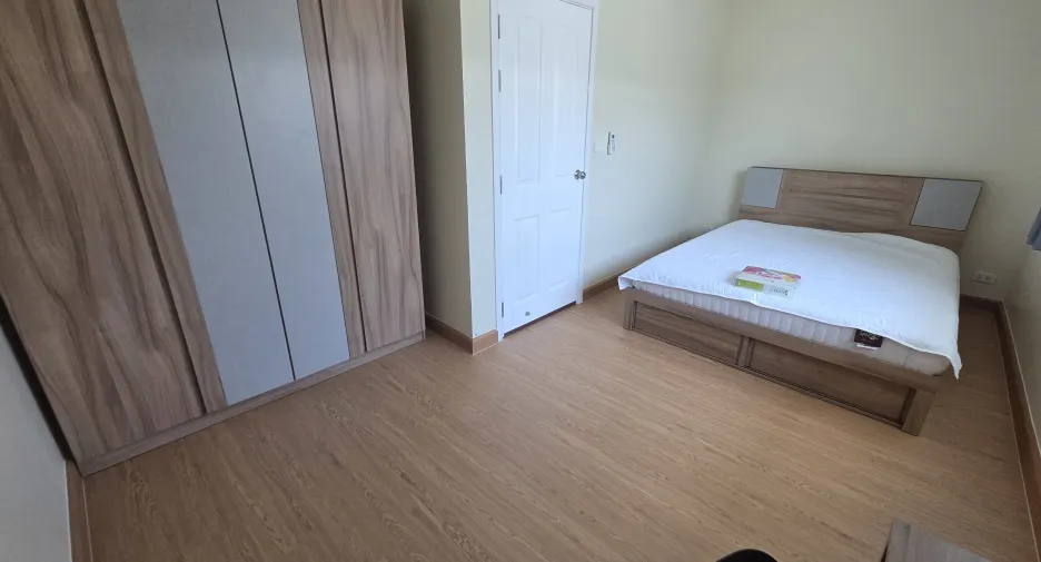 Reihenhaus zur Miete mit 3 Zimmer in Suan Luang, Bangkok