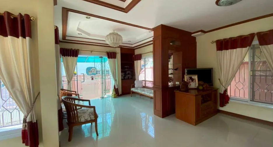 For sale 2 bedrooms house in Mueang Chiang Mai, Chiang Mai