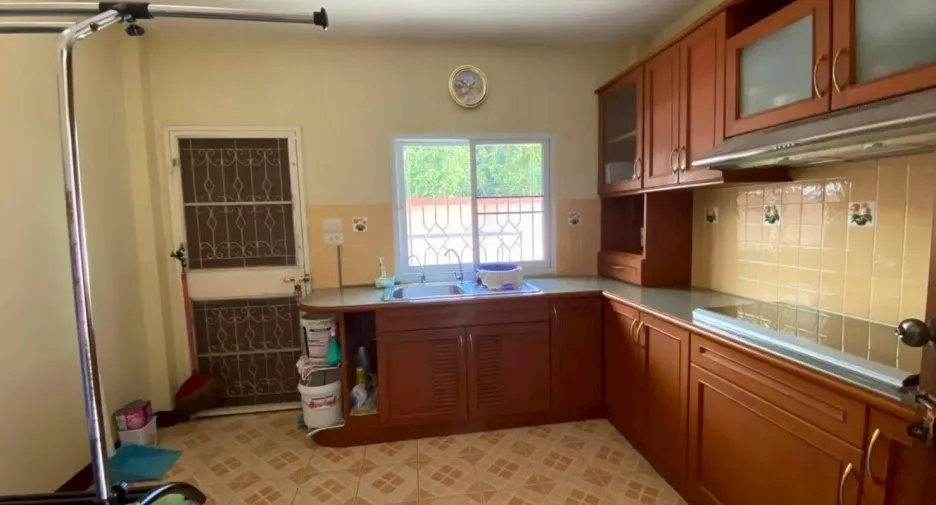 For sale 2 bedrooms house in Mueang Chiang Mai, Chiang Mai
