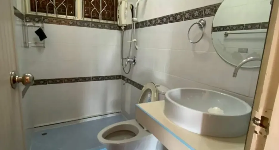 For sale 2 bedrooms house in Mueang Chiang Mai, Chiang Mai