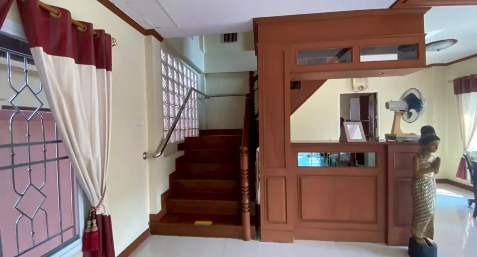 For sale 2 bedrooms house in Mueang Chiang Mai, Chiang Mai