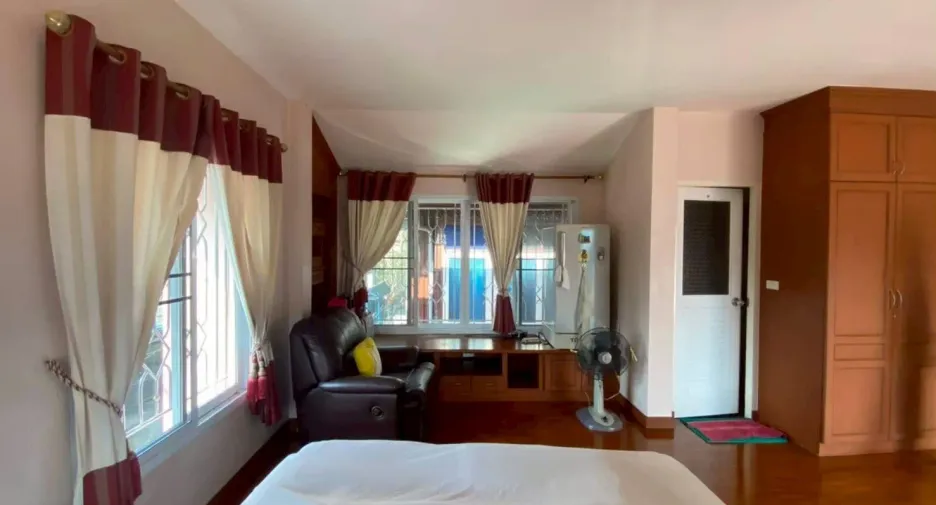For sale 2 bedrooms house in Mueang Chiang Mai, Chiang Mai