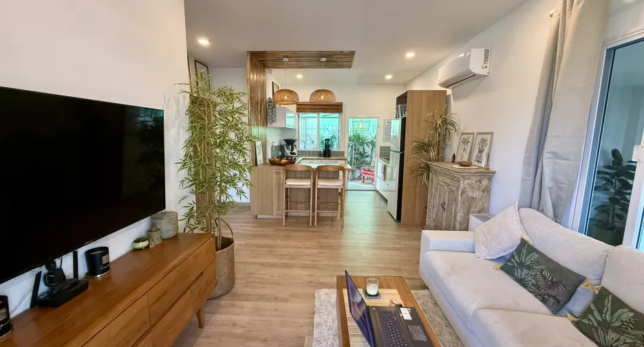 For sale 2 bedrooms villa in Hua Hin, Prachuap Khiri Khan