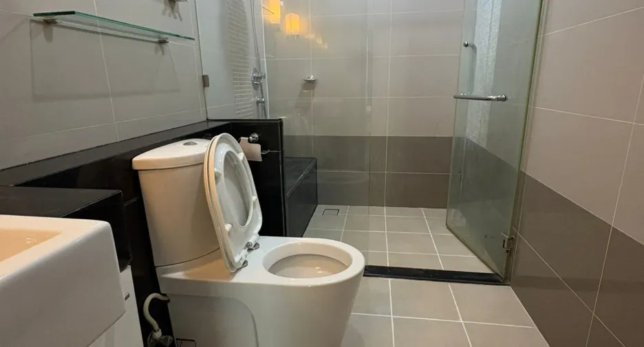 For sale 2 bedrooms condo in Bang Kho Laem, Bangkok