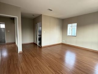 Продажа 3 спальни дом в Лат Крабанг, Бангкок
