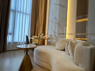 For rent 2 bedrooms condo in Huai Khwang, Bangkok