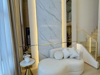 For rent 2 bedrooms condo in Huai Khwang, Bangkok