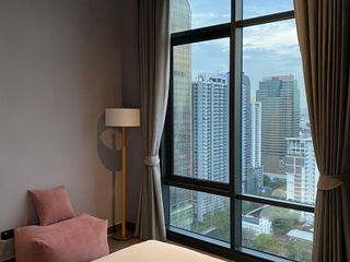 For sale 2 bedrooms condo in Watthana, Bangkok