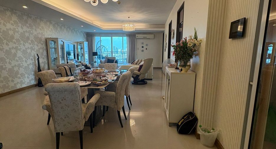 À vendre 3 chambres condo à Bang Kho Laem, Bangkok