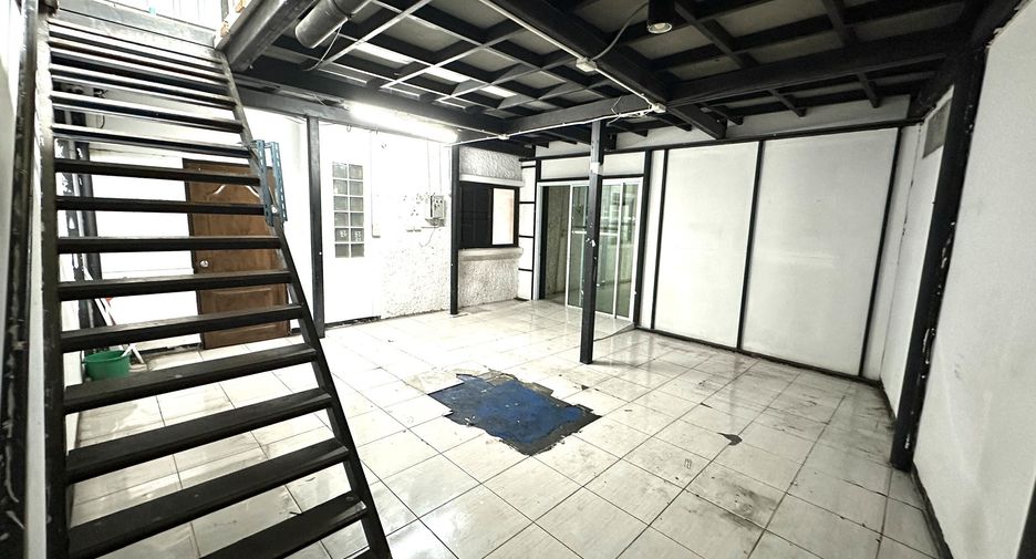 For sale and for rent 3 bedrooms house in Khan Na Yao, Bangkok