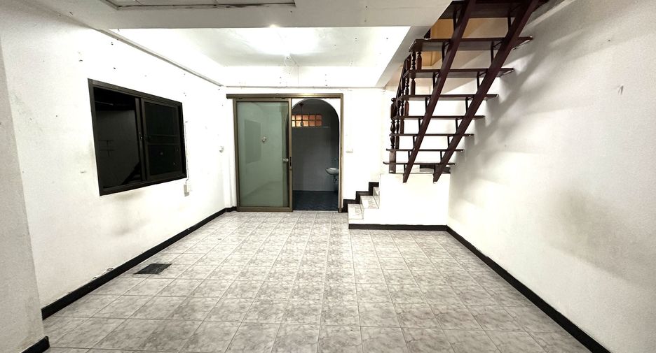 For sale and for rent 3 bedrooms house in Khan Na Yao, Bangkok